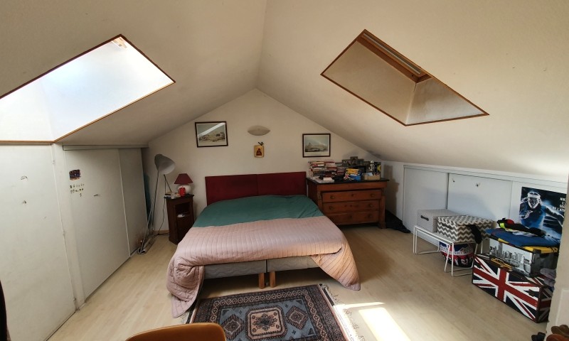 MAISON DE CHARME AU COEUR DE LA VILLE DE SAUJON
